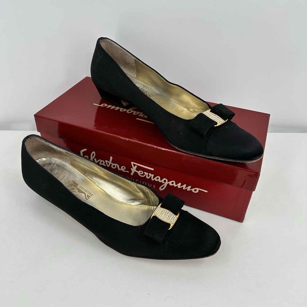 Vintage Salvatore Ferragamo Low Heel Ballet Flats Size 11 AAAA Rhinestone Bow - Picture 1 of 10